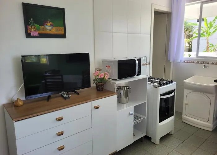 Praia De 4 Ilhas Apartamento De 1 Quarto A 50M Praia Com Vista Bombinhas